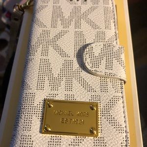 Michael Kors iPhone 6 wallet phone case